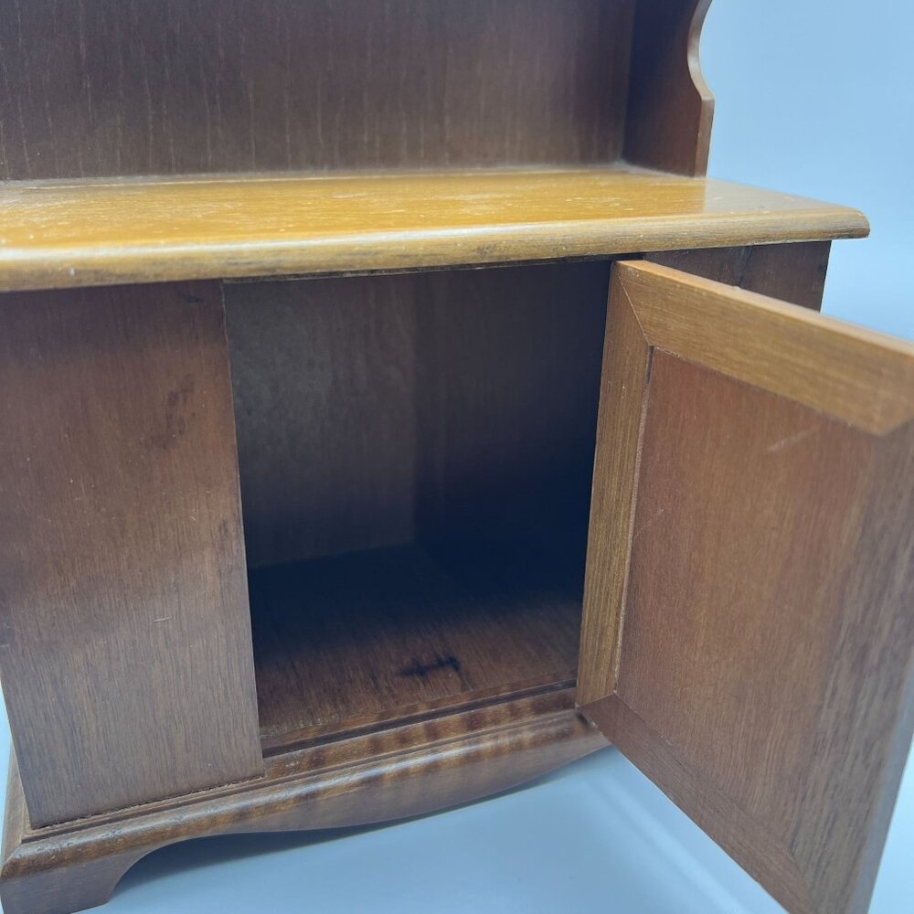 Franklin Mint Colonial Miniature Hutch Display Shelf With Cabinet - Wooden - No - Picture 3 of 8